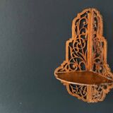 Old wall corner shelf in cut wood from the 1900s