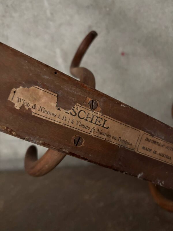 Patère ancienne bois courbé Fischel