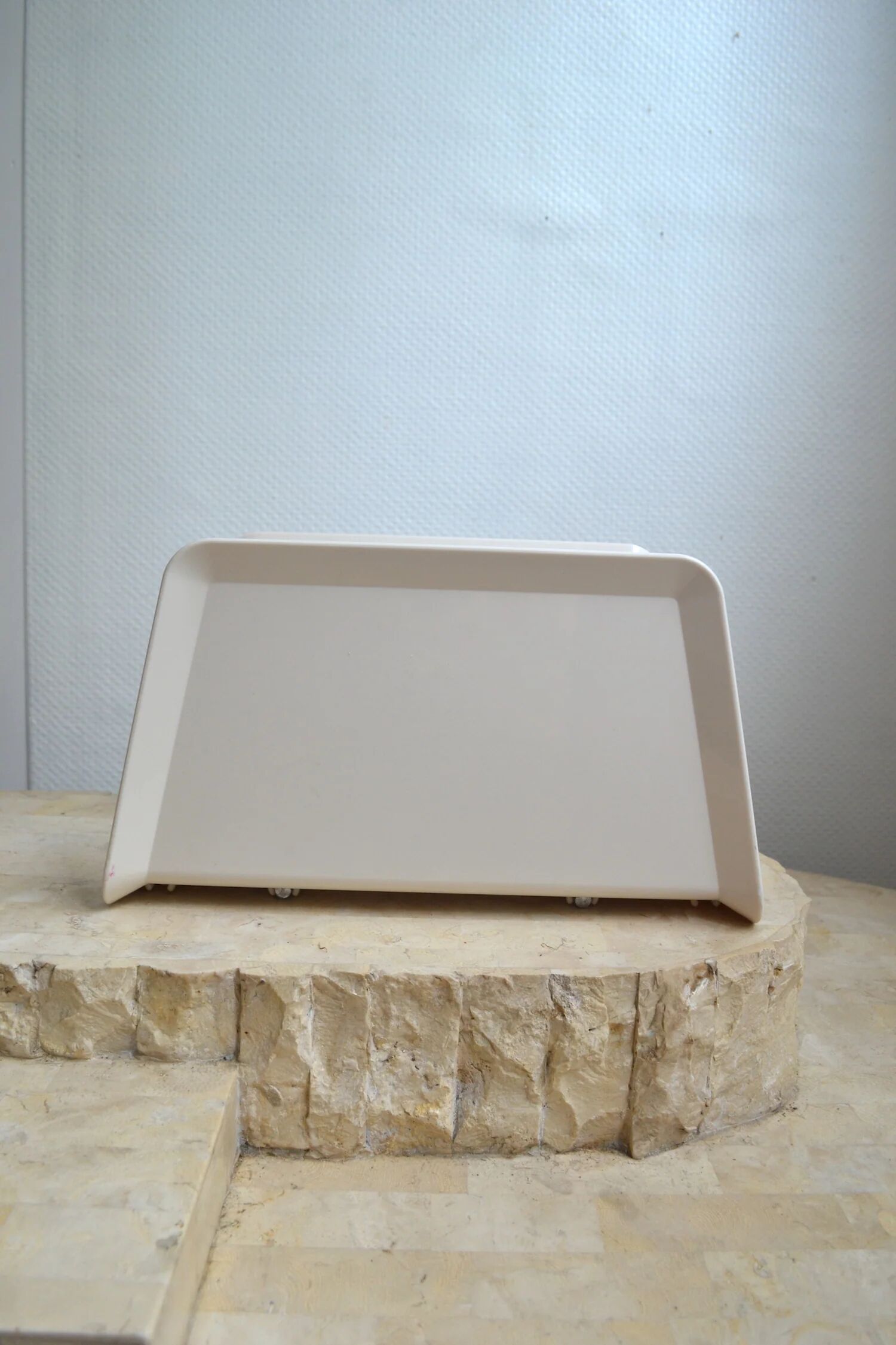 Designer magazine rack