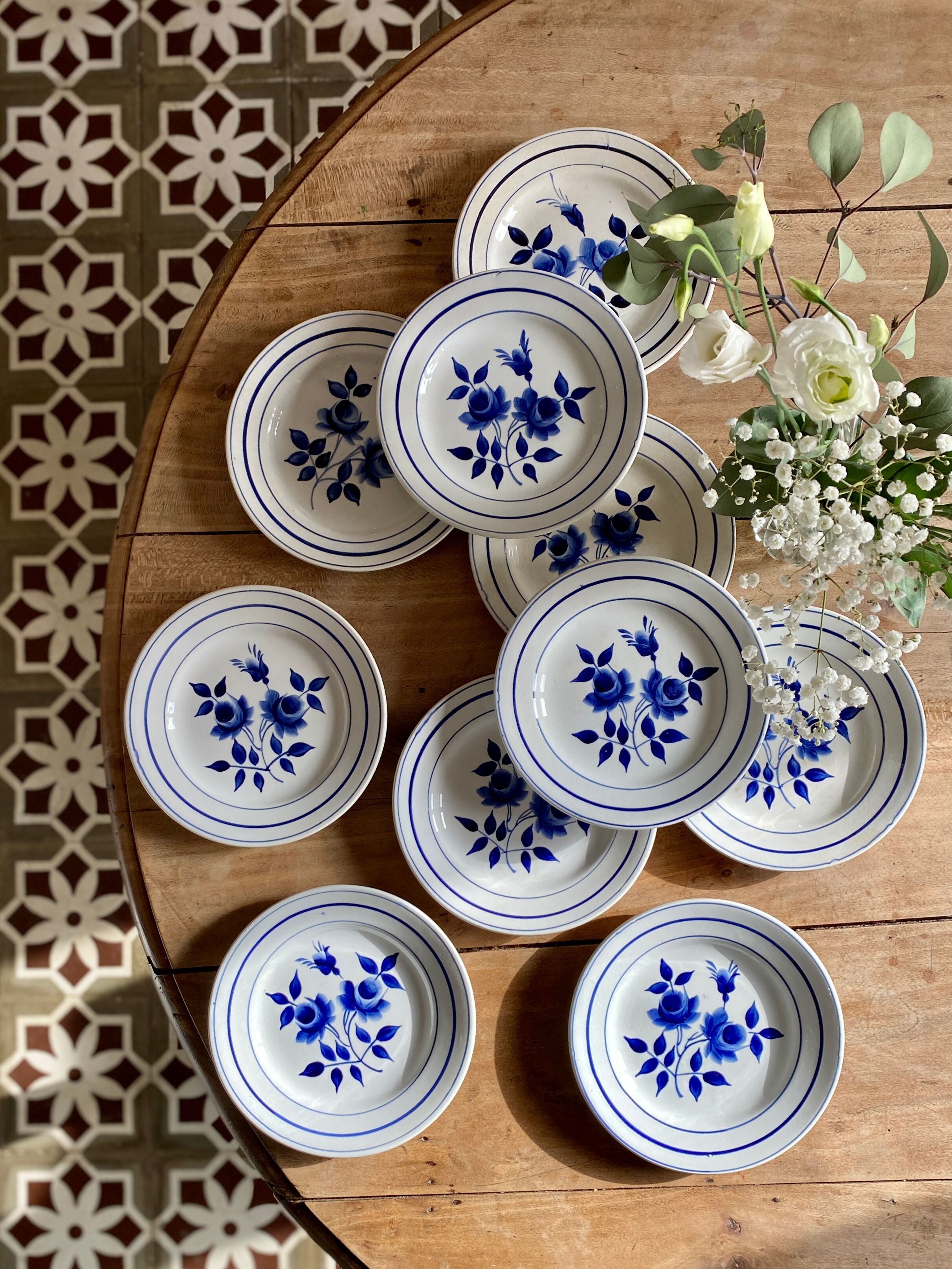 Set of 10 vintage dessert plates Moulin des Loups