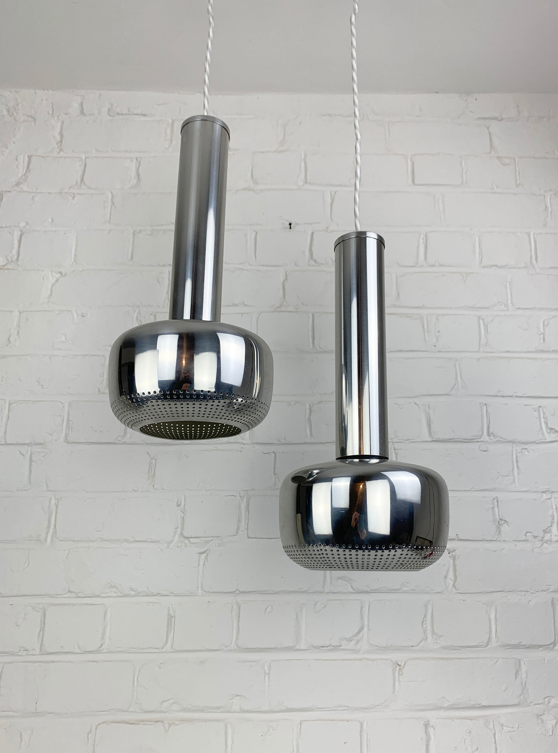 Set of pendant lamps "Guldpendel" design Vilhelm Lauritzen Louis Poulsen, Denmark