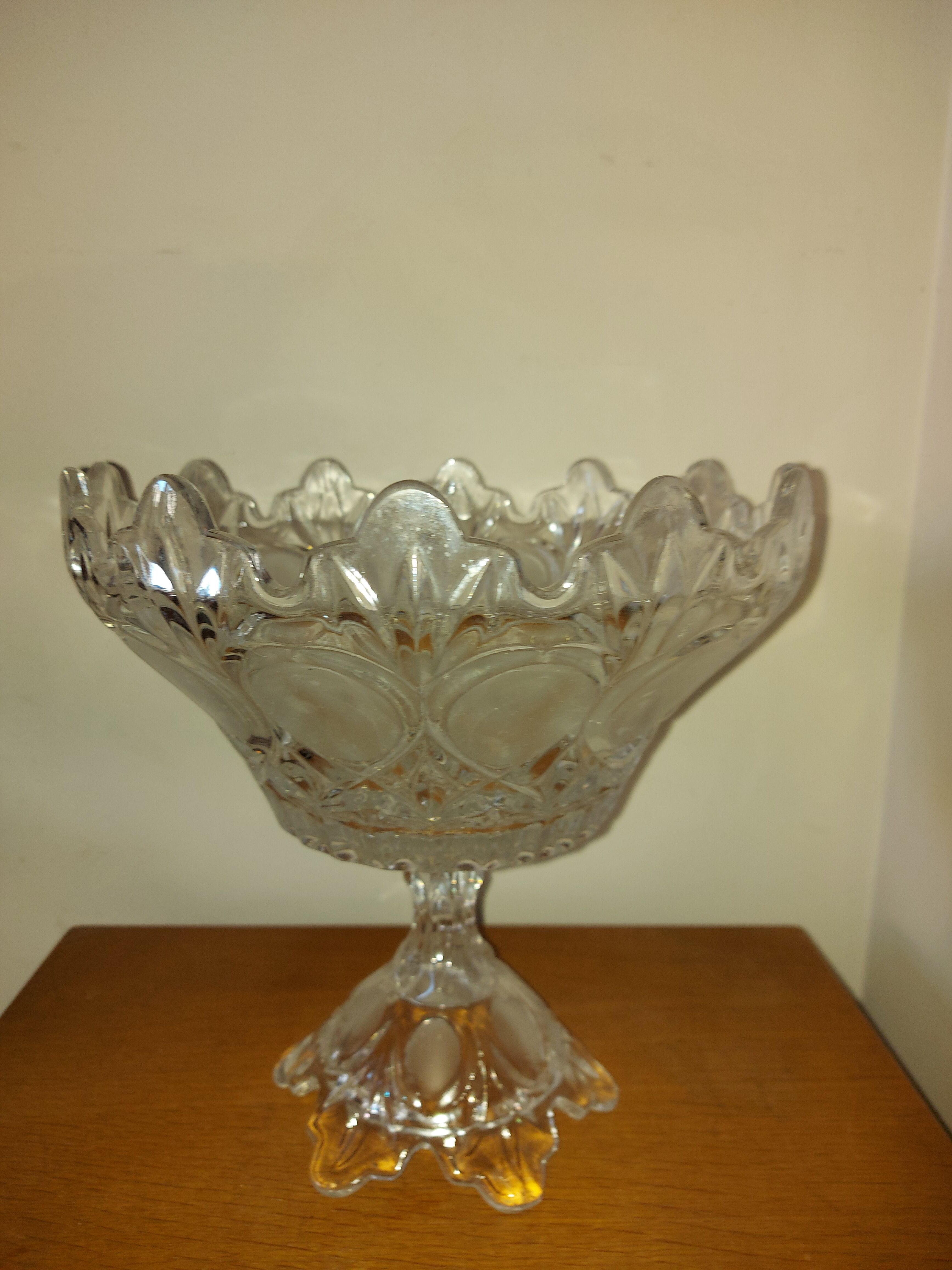 Fruit cup, crystal compotier