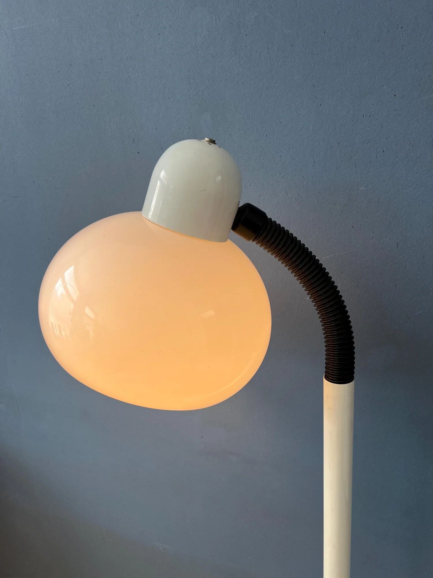 White mid-century space age mushroom floor lamp by Hala Zeist