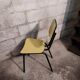 Chaise en formica jaune 1960