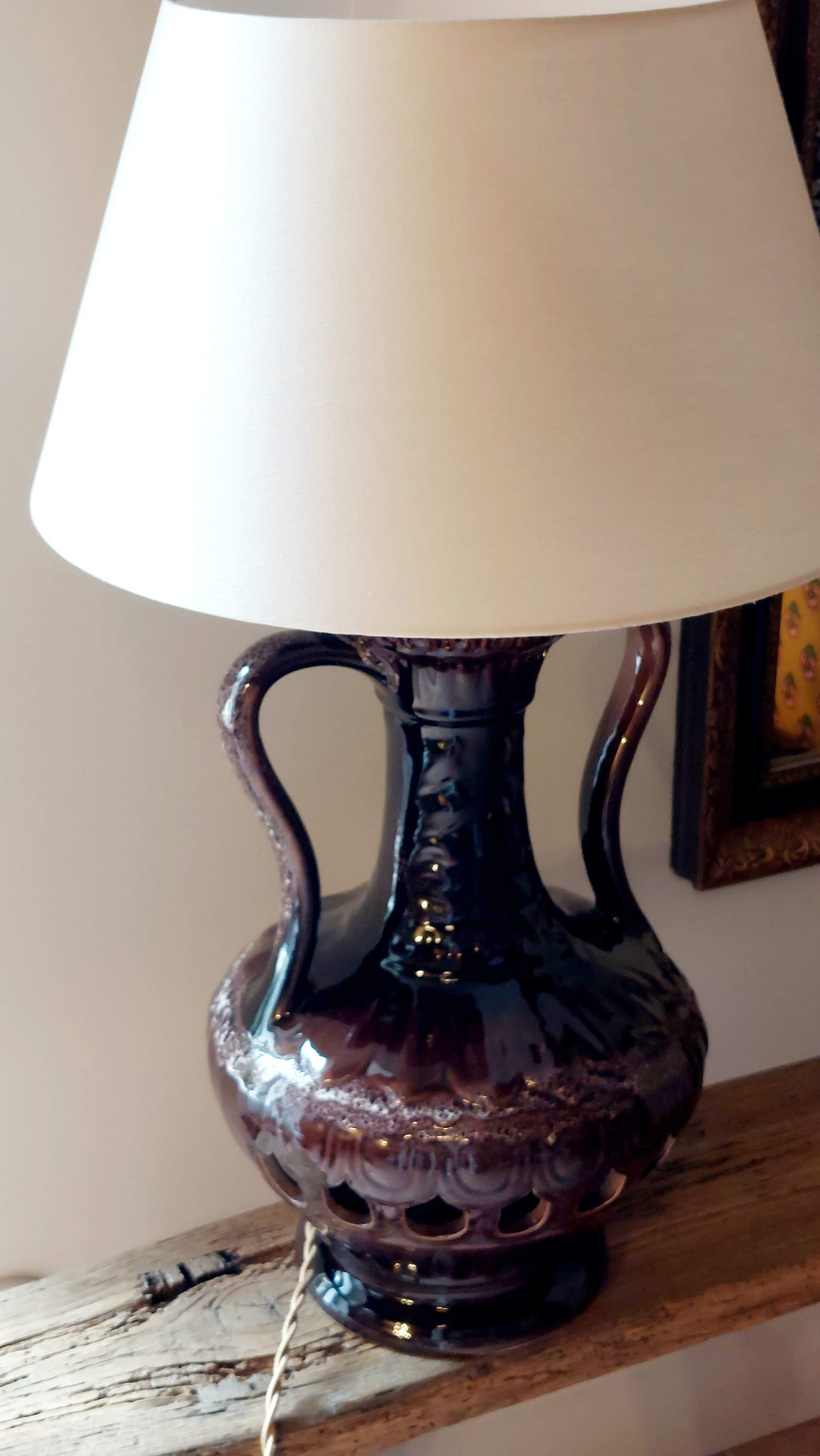 Vintage amphora lamp in ceramic with a new silk and wool shade.