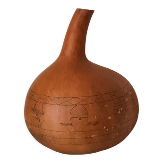 Ethnic jug gourd with décor