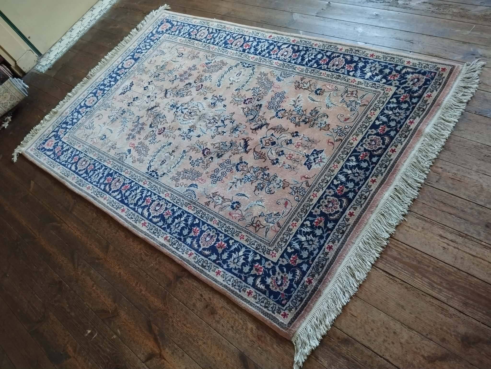 Handmade Persian Sarough rug 189x125cm
