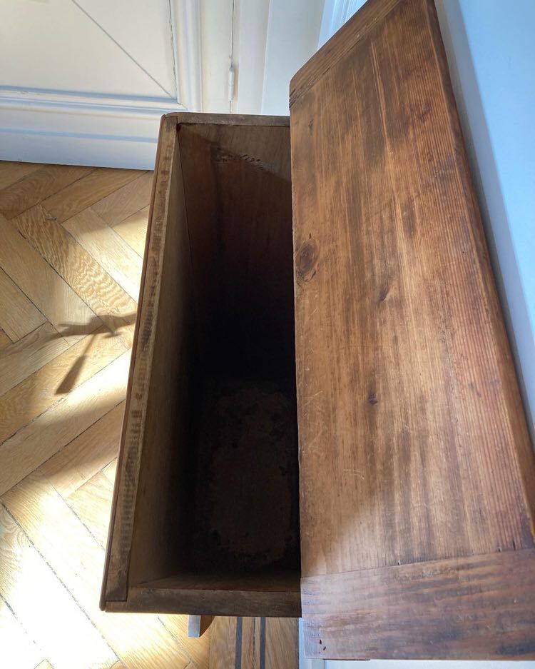 Bread hutch