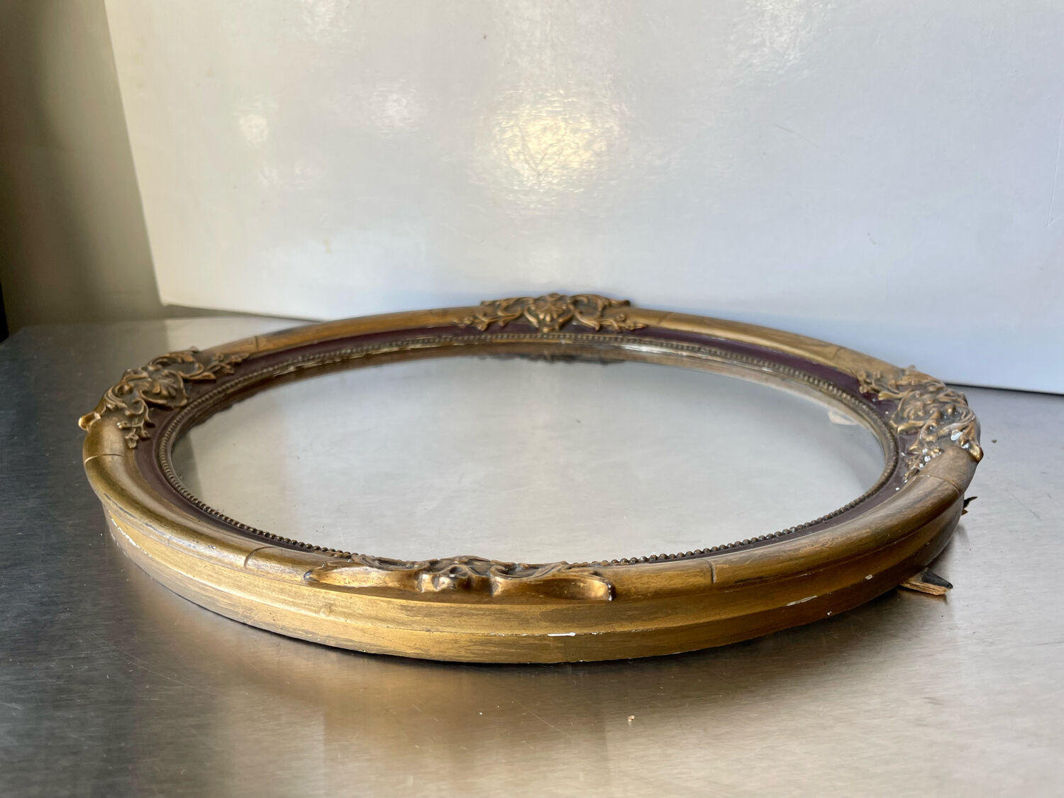 Antique Wooden gilded colored Oval  Picture Frame with glass