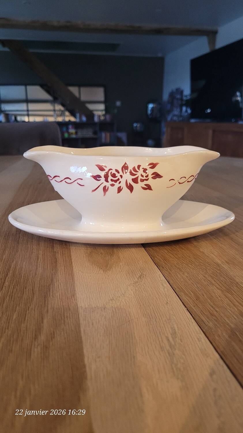 Vintage Niderviller sauceboat