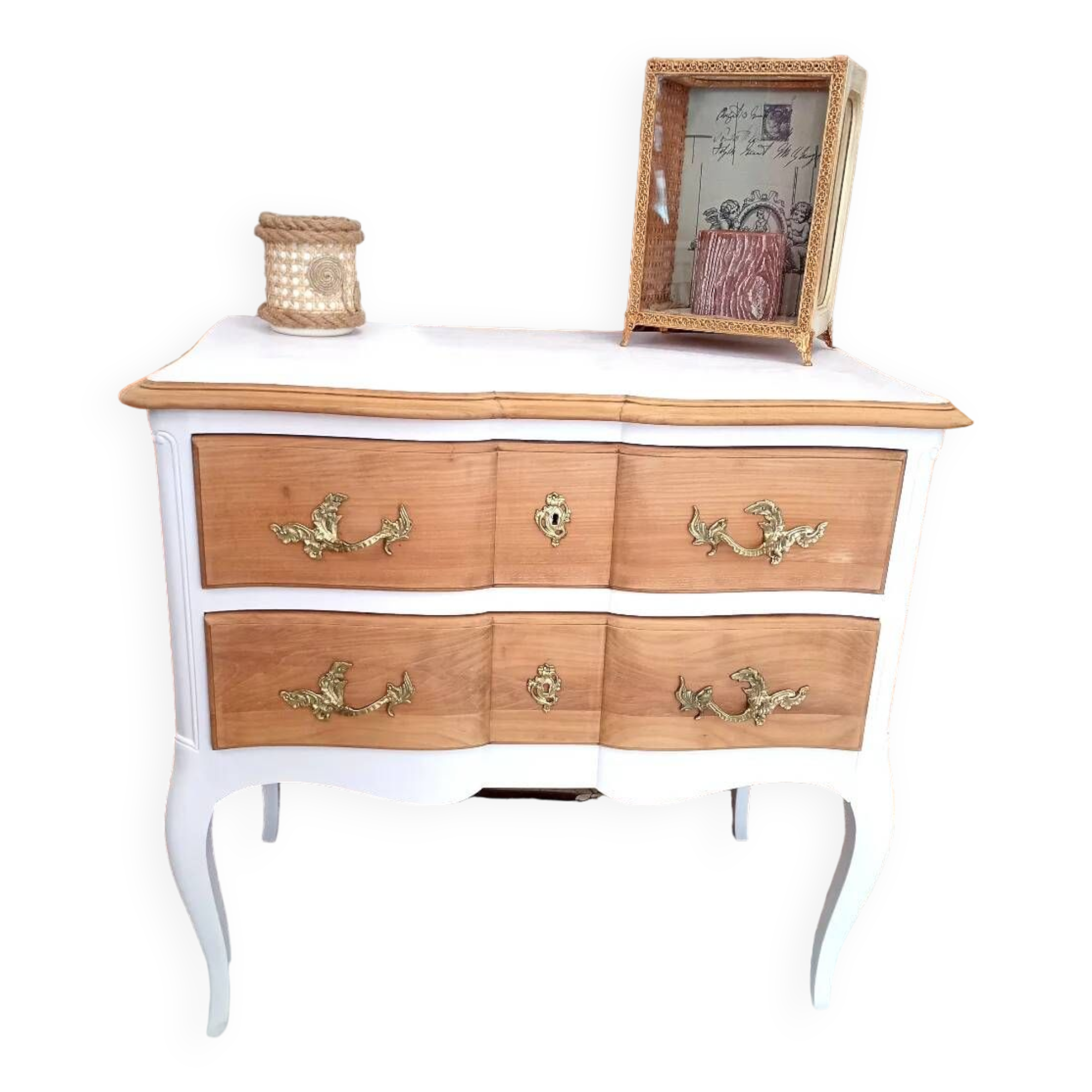 Louis XV style chest of drawers