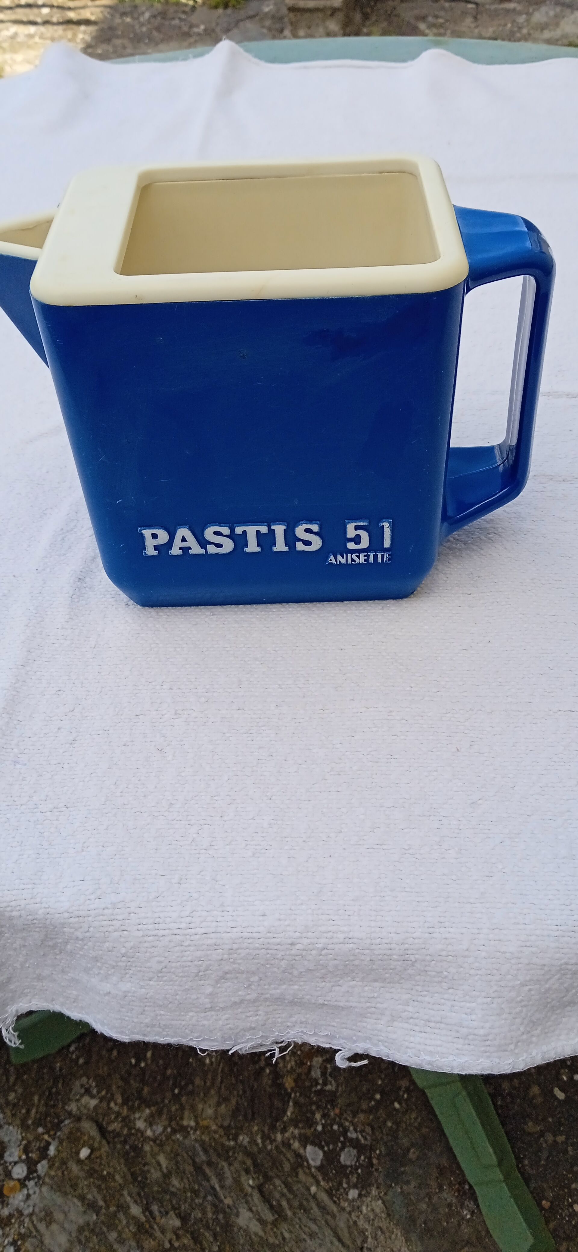 Pastis 51 blue plastic decanter