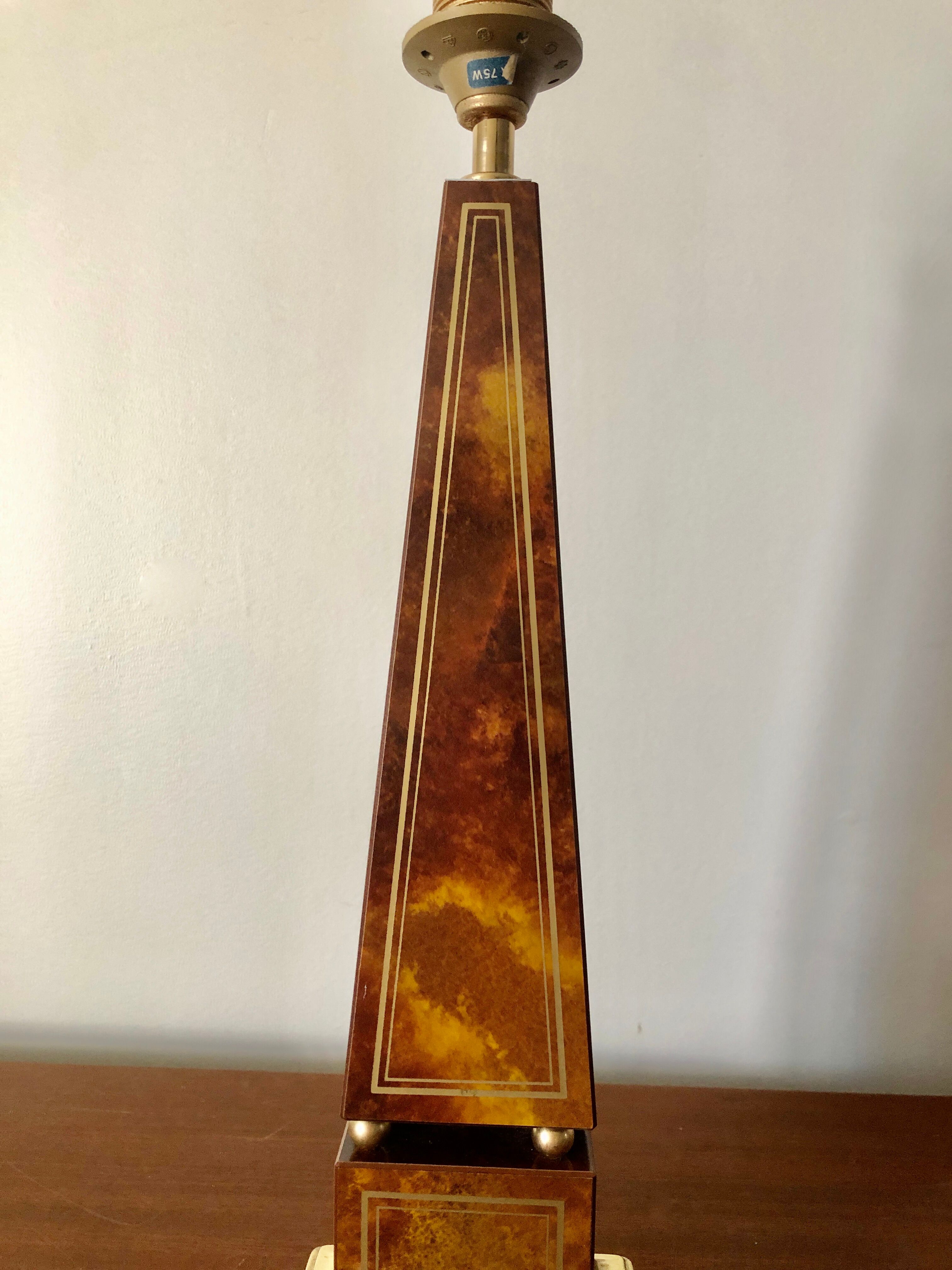 Obelisk lamp foot Le Dauphin 1970