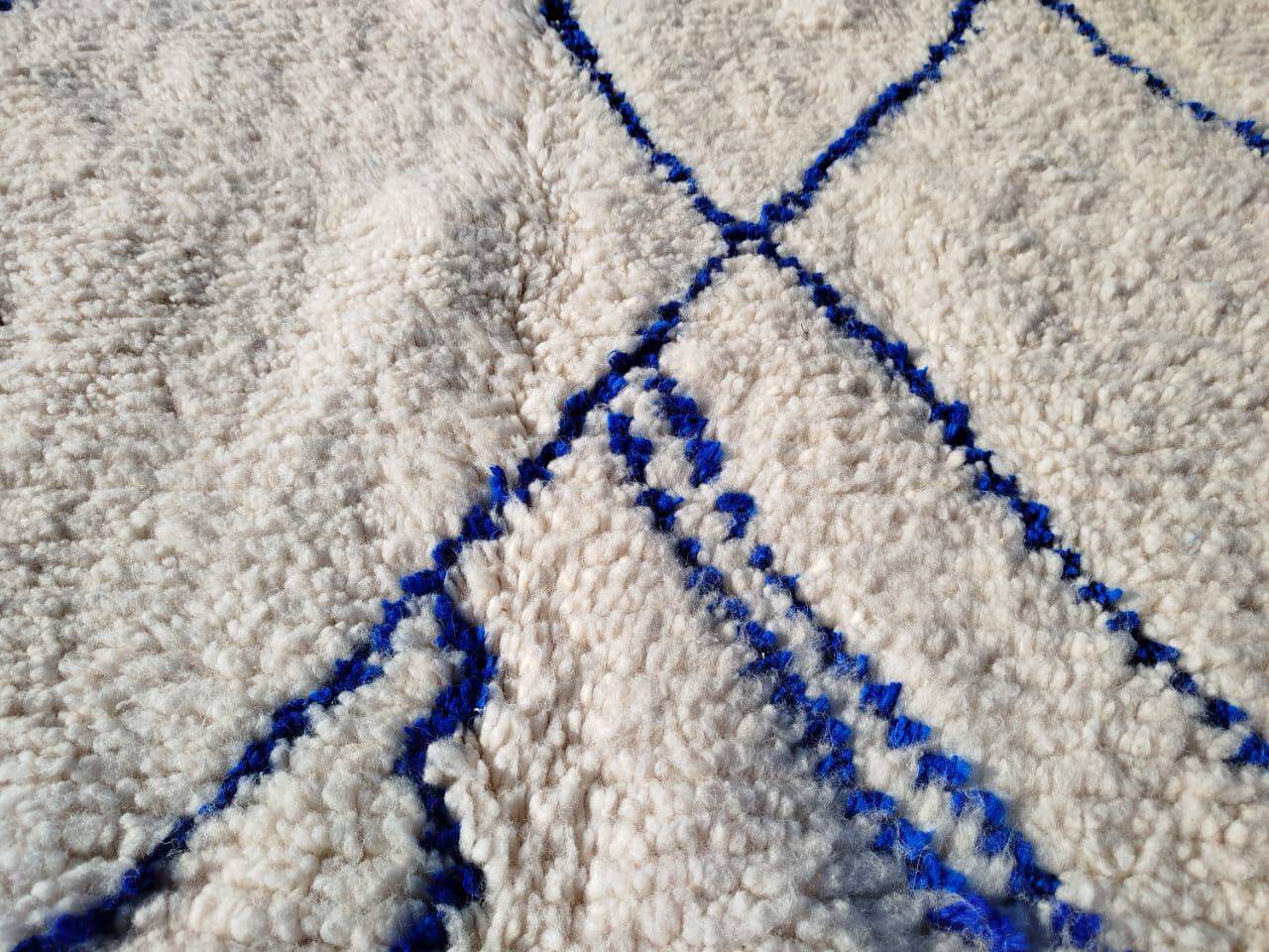 Authentic Berber rug in pure wool 3x2 m