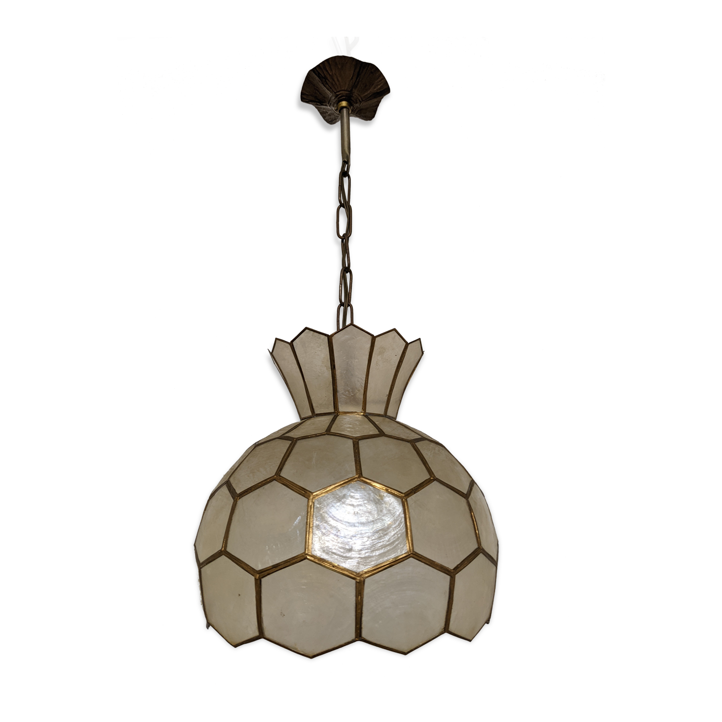 Mother-of-pearl suspension of the 70s