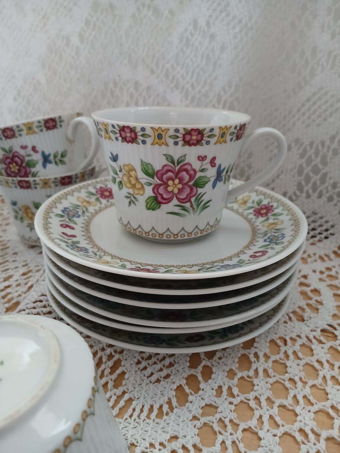 6 tasses + soupes anciennes/ années 50