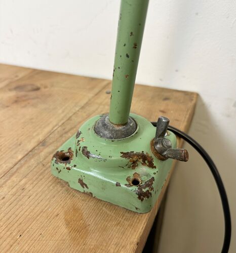 Lampe de table d’atelier industriel vert, années 1960