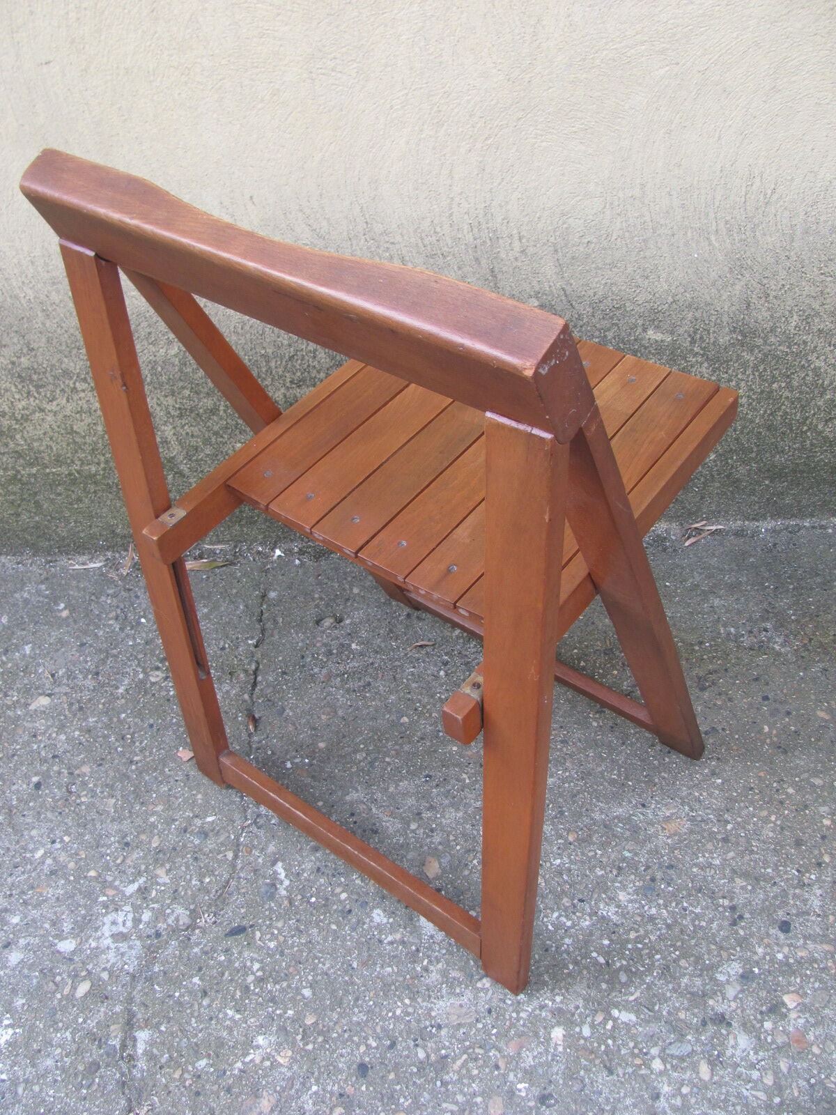 Folding chair