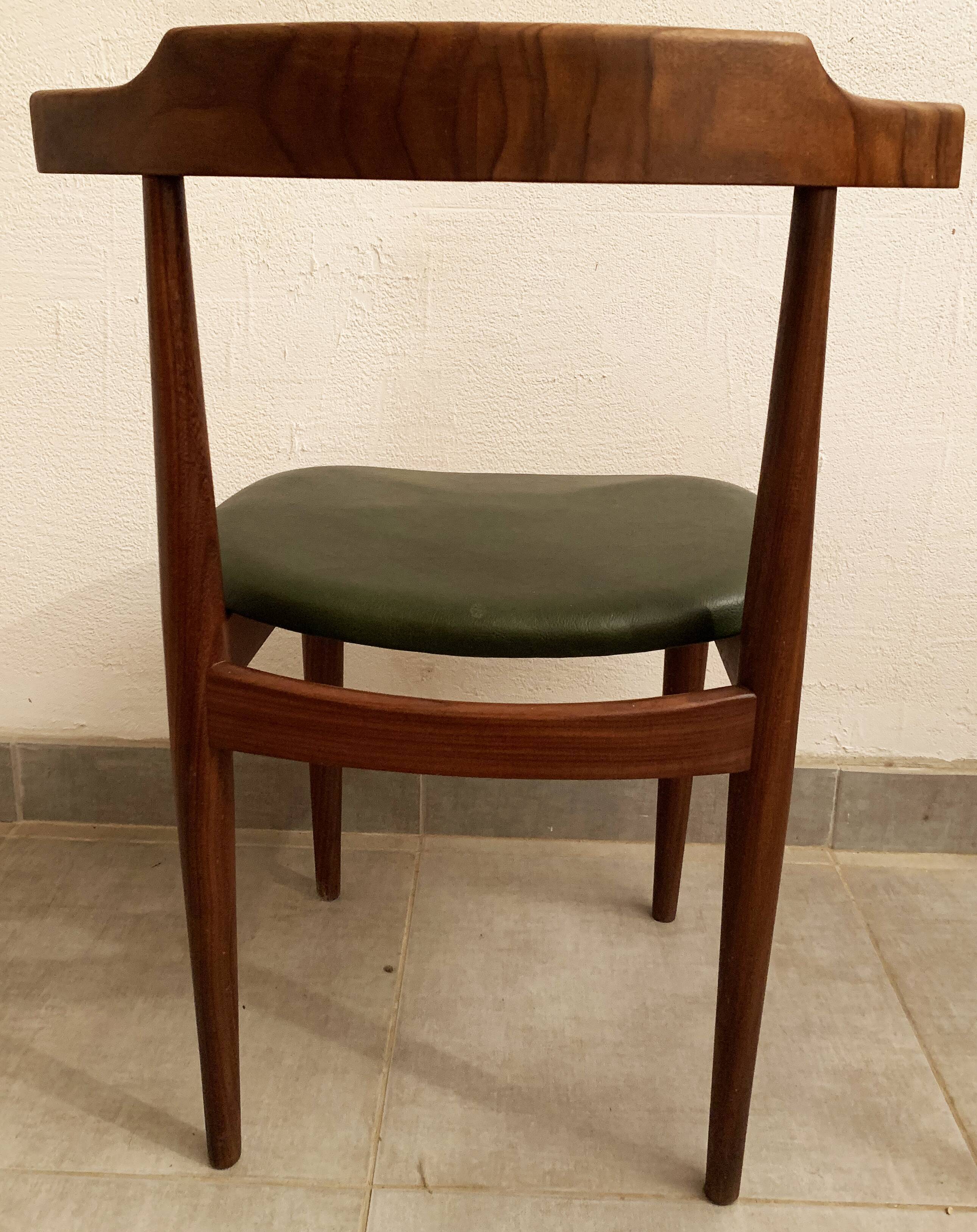 Ensemble de 6 chaises danoises de Hans Olsen pour le fabricant Frem Røjle