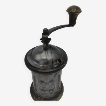 Tre Spade Coffee Grinder