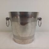 Silver metal champagne seal