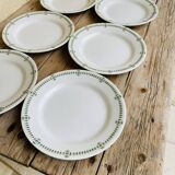 Set of 8 Creil and Montereau dinner plates