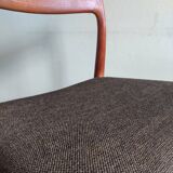 Niels Otto Møller No. 77, 6 chaises, teck et textile