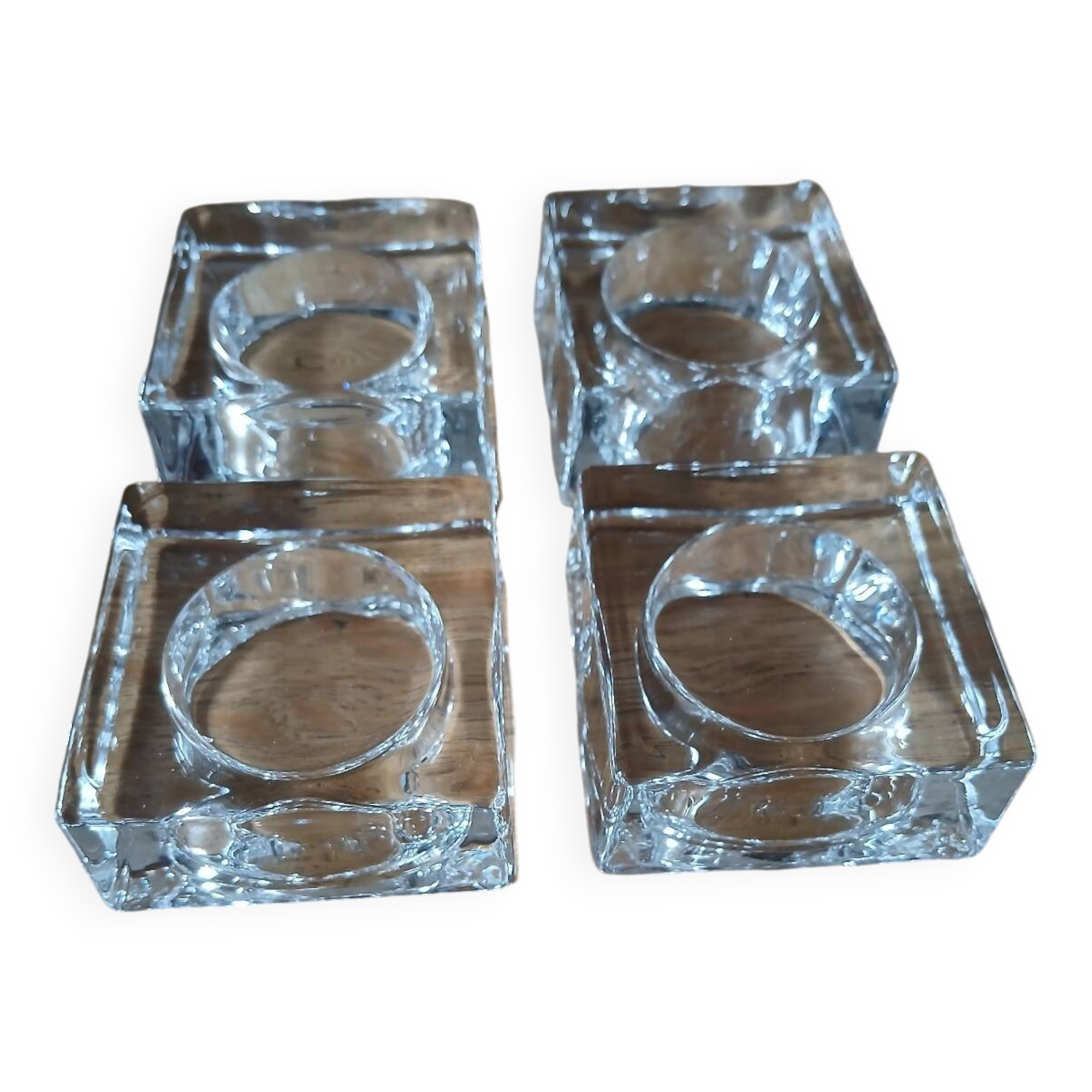 4 glass candle holders/tealight holders