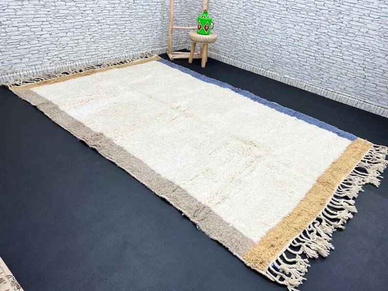 Moroccan wool rug 3/2 metres