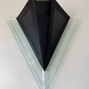Applique lampe design style Memphis 1980 NADAIR triangle plexiglass
