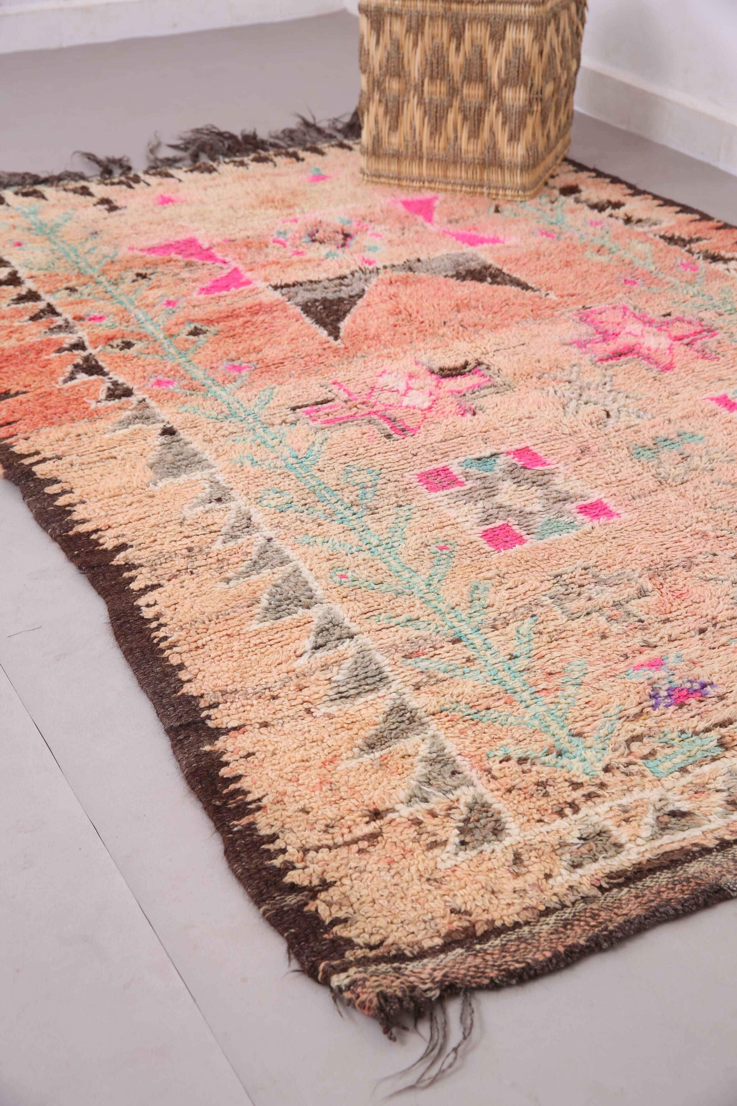 Pink vintage handmade moroccan rug 152 x 231 cm - Berber Wool Rug Antique