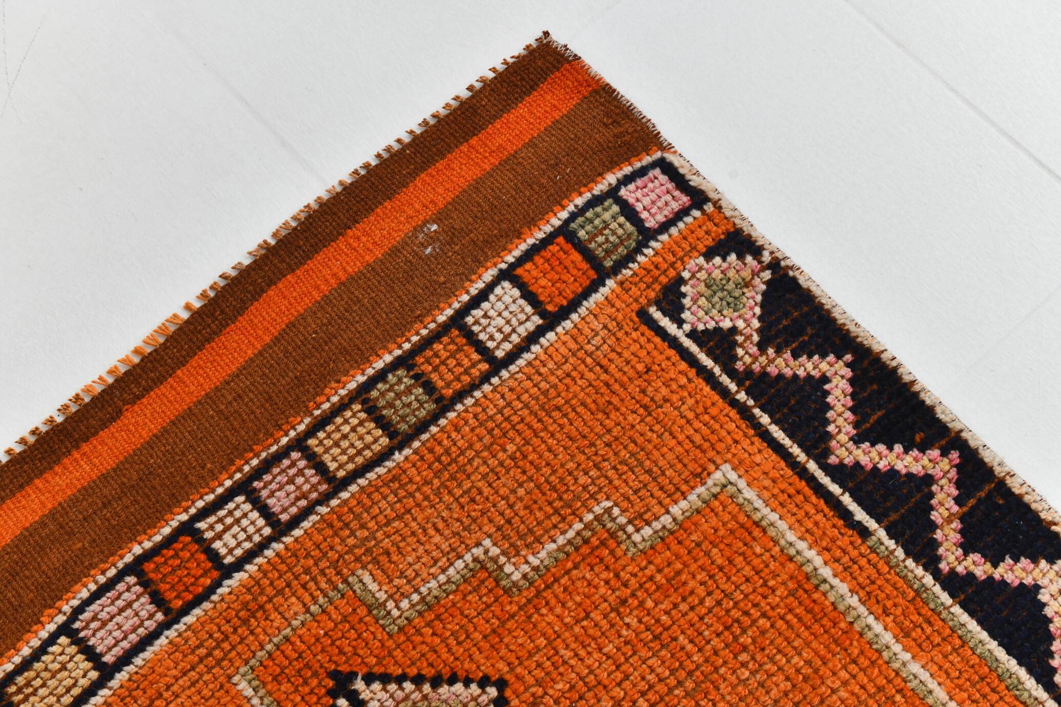 Pumkin Orange Pattern Vintage Runner Rug, 88x291 Cm