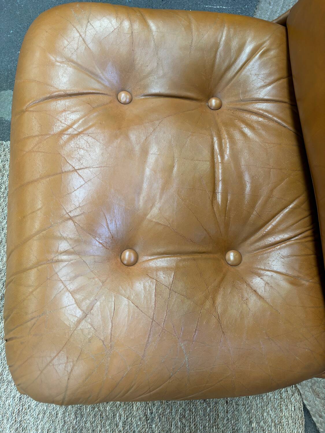 Sofa / 4 orchid modules Michel Cadestin for airborn