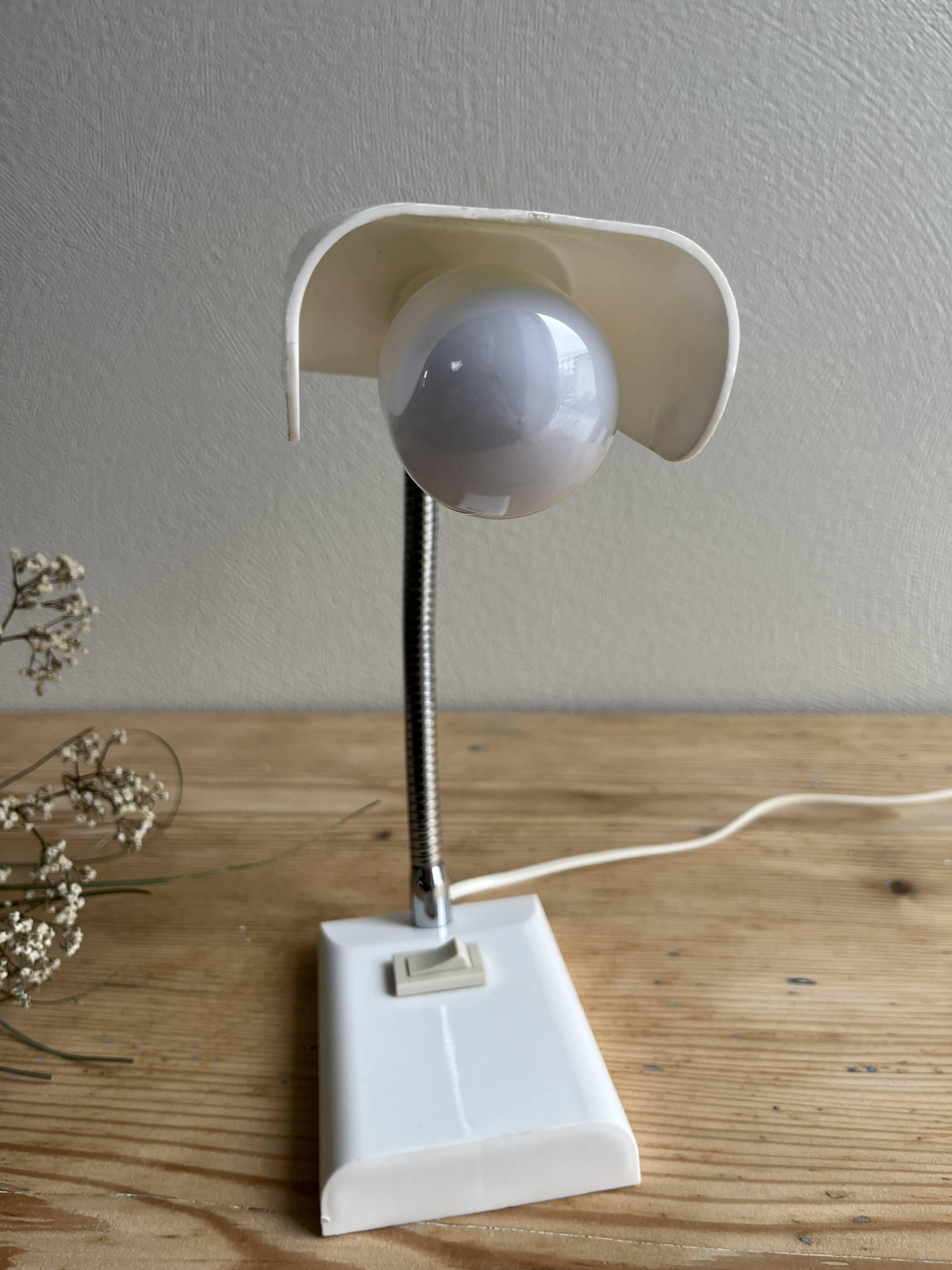 Vintage articulated lamp