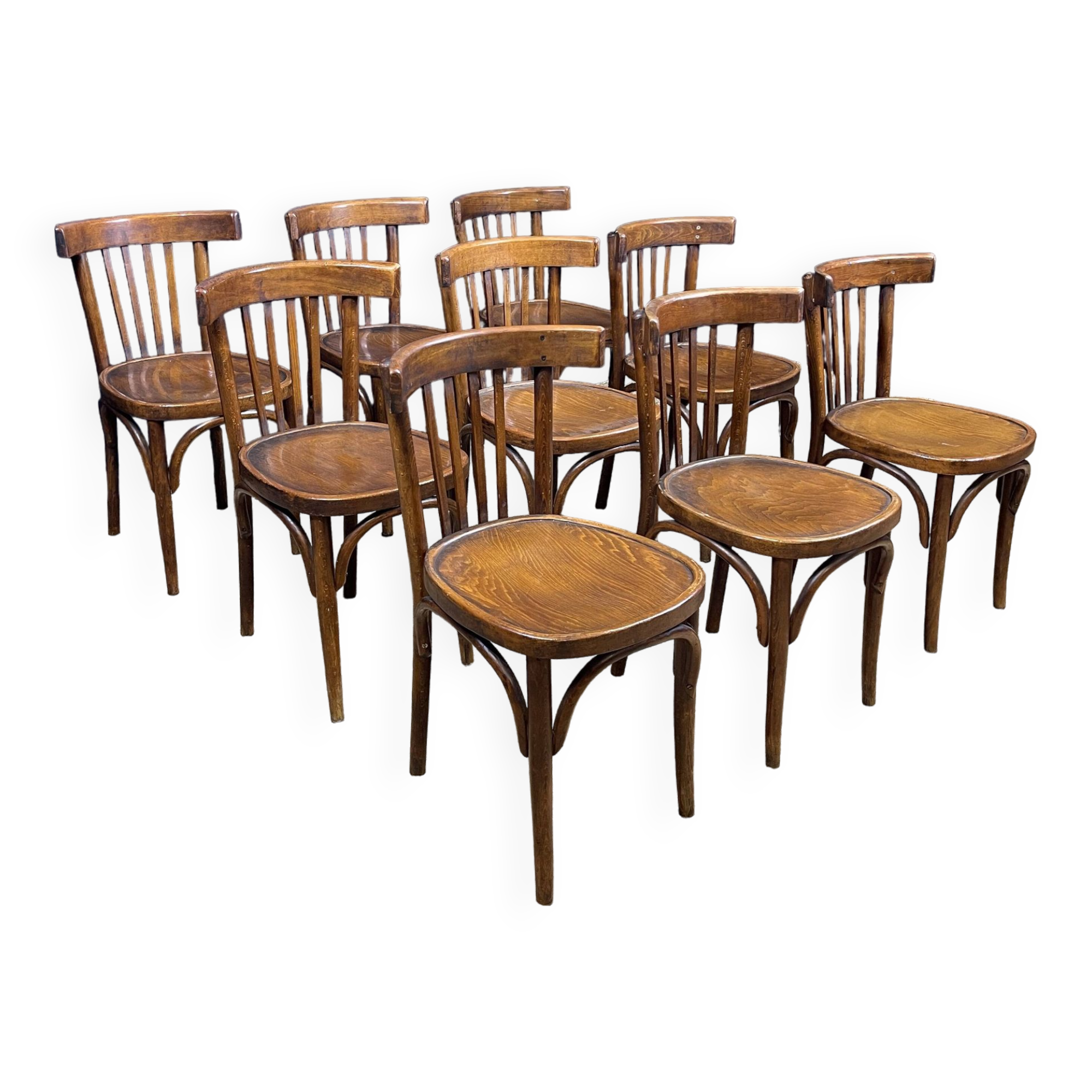 Lot de 9 chaises bistrot en bois à barreaux années 60 France