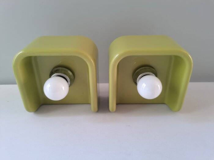 Pair of guzzini wall lights by Makio Hasuike