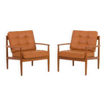 Rare Grete Jalk teak lounge chairs in aniline cognac leather for Cado