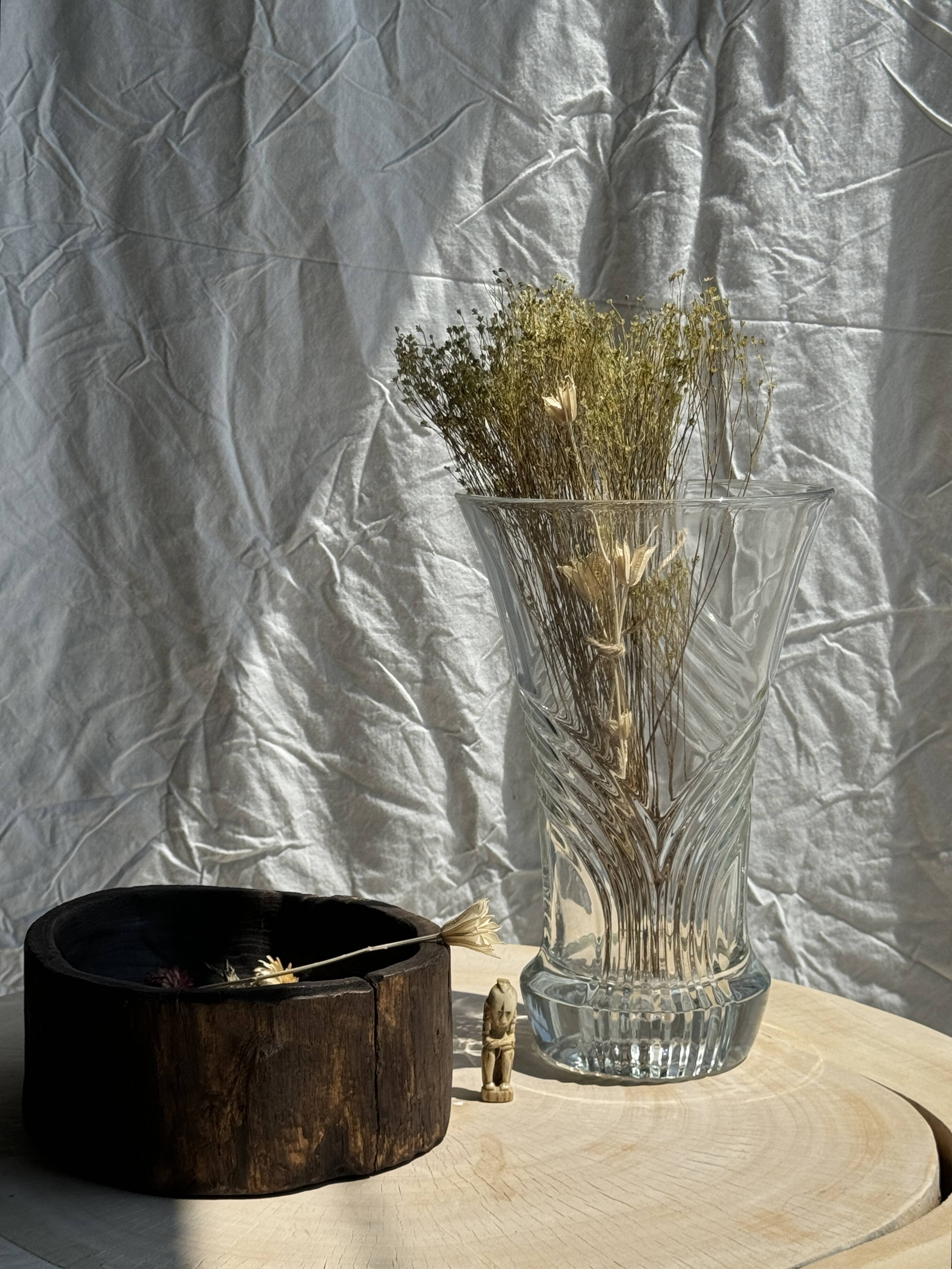 Large geometric glass vase H30