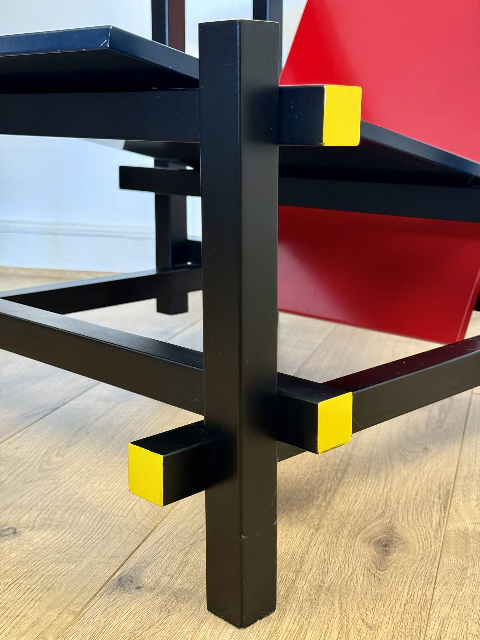 Red and Blue Chair in the Style of Gerrit Rietveld – De Stijl Movement