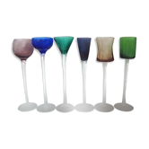 6 calices colorés hauts sur pied
