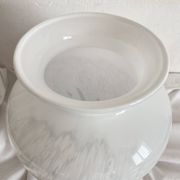 Grand vase en verre soufflé à inclusions polychromes style Murano