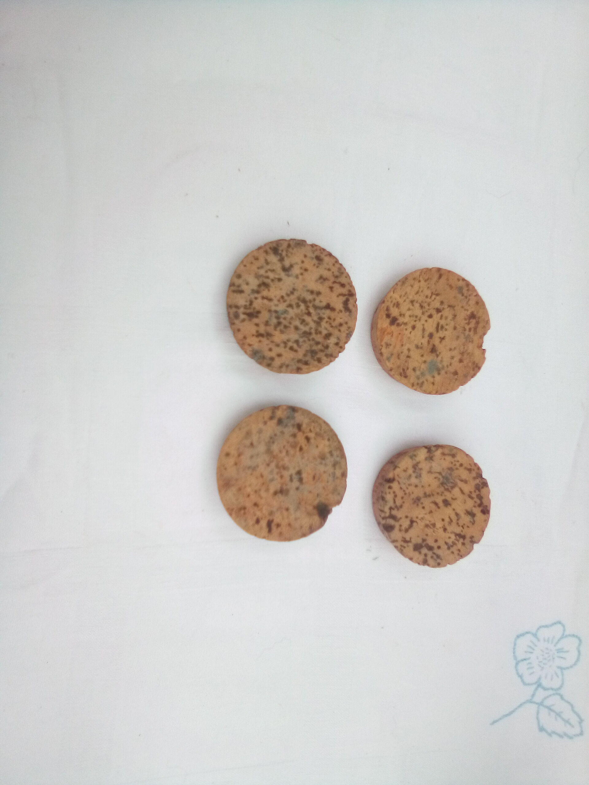 Lot de 4 bocaux en grès