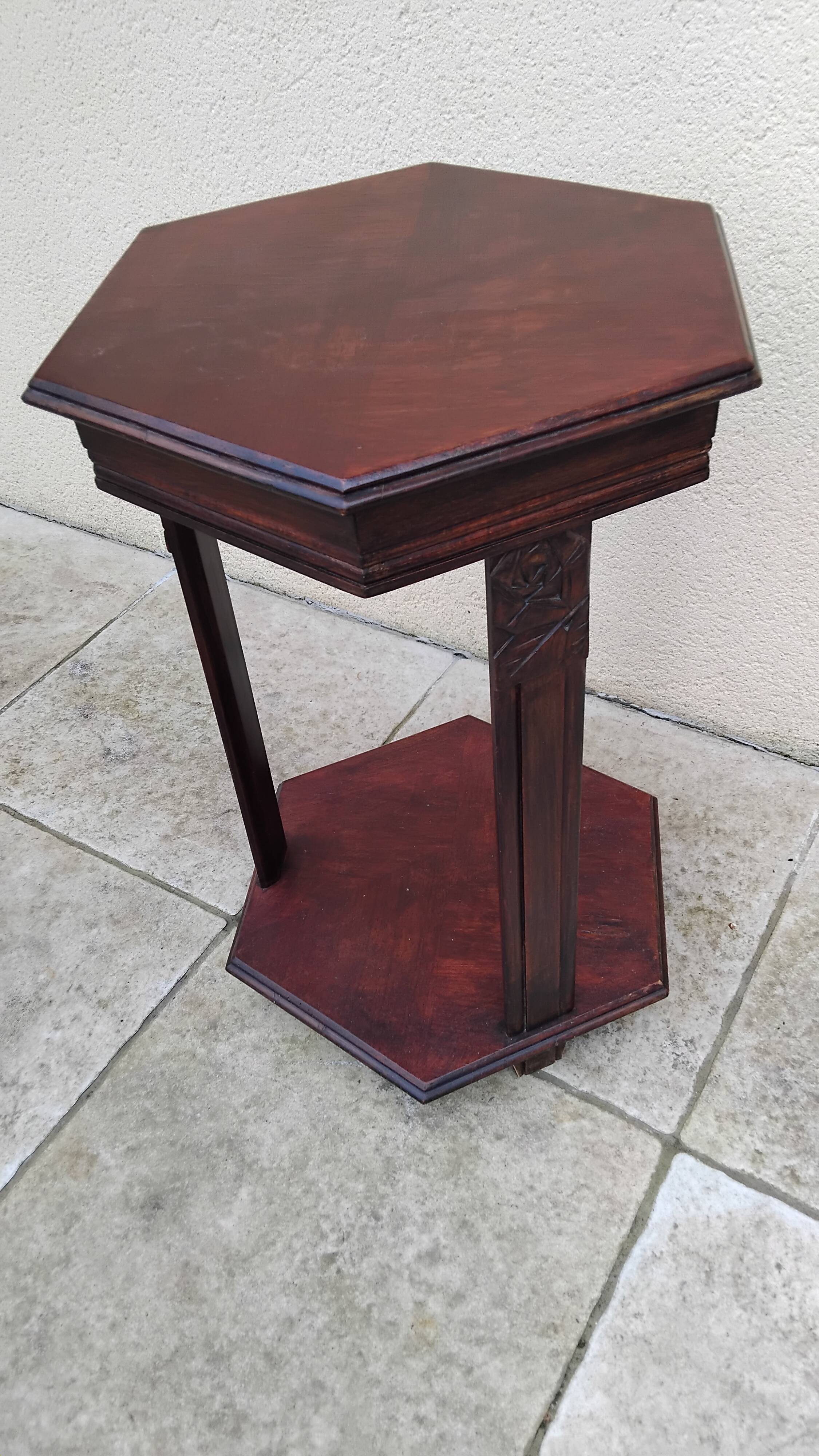 Vintage Art Deco powder room dressing table