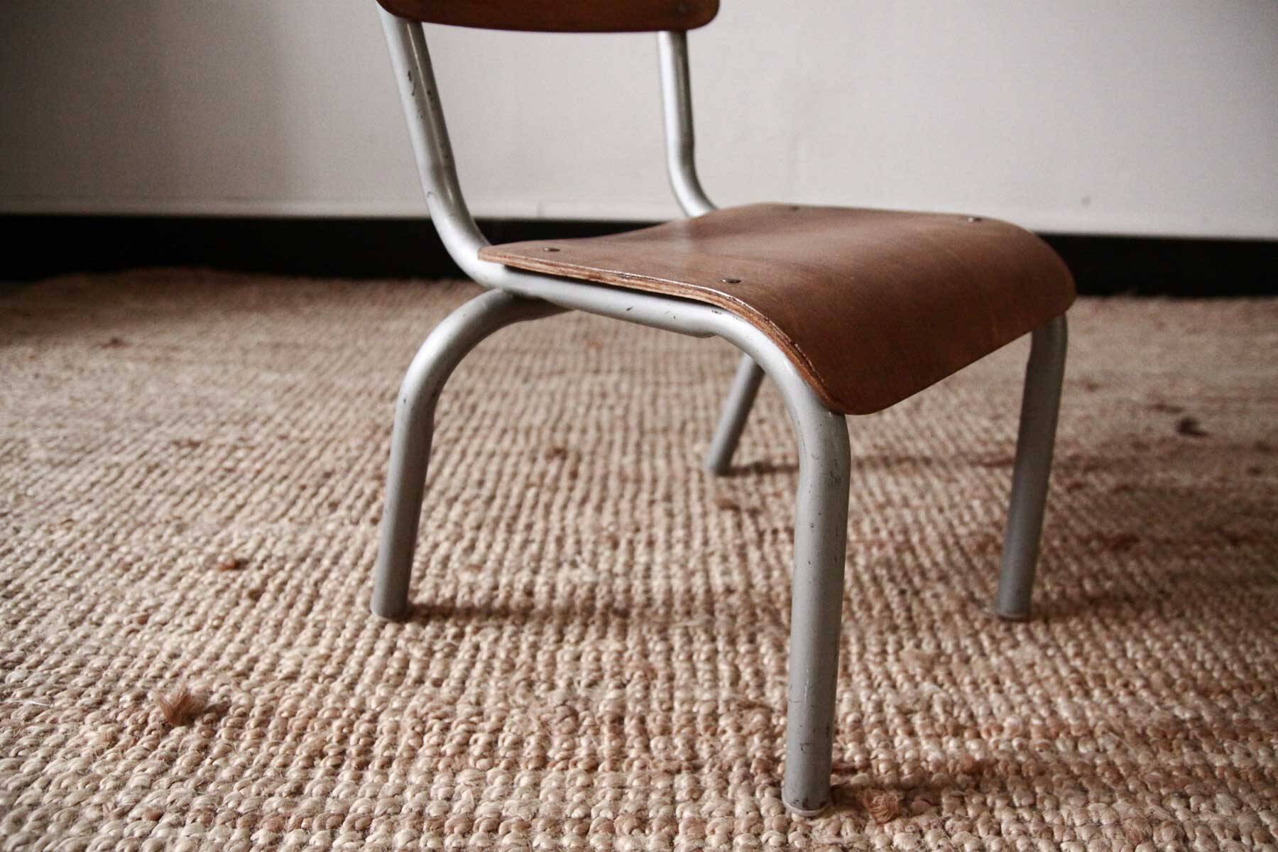 Old school chair in wood and metal