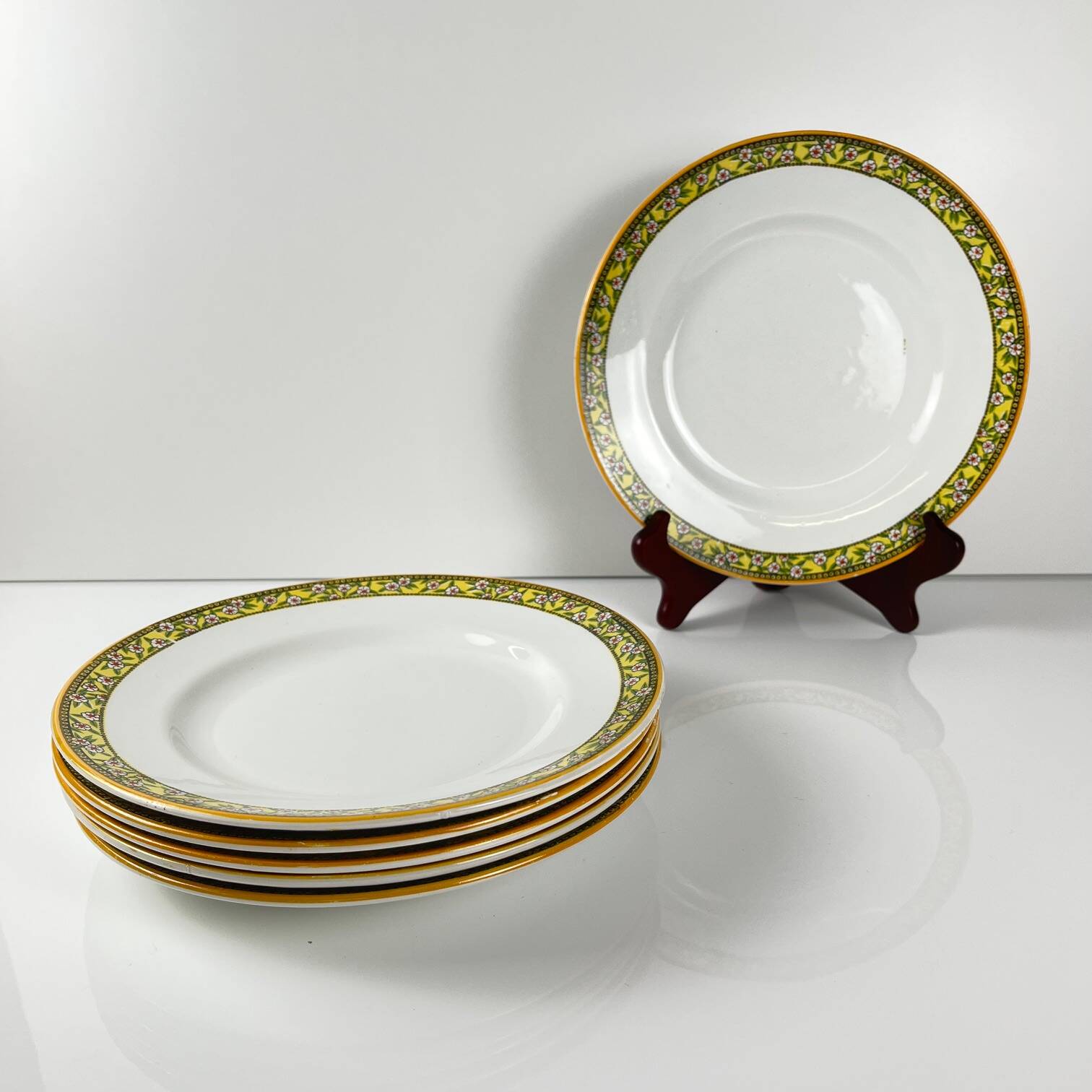 Set of 6 "Yvonne" iron earth plates, Orchies, early 20th century