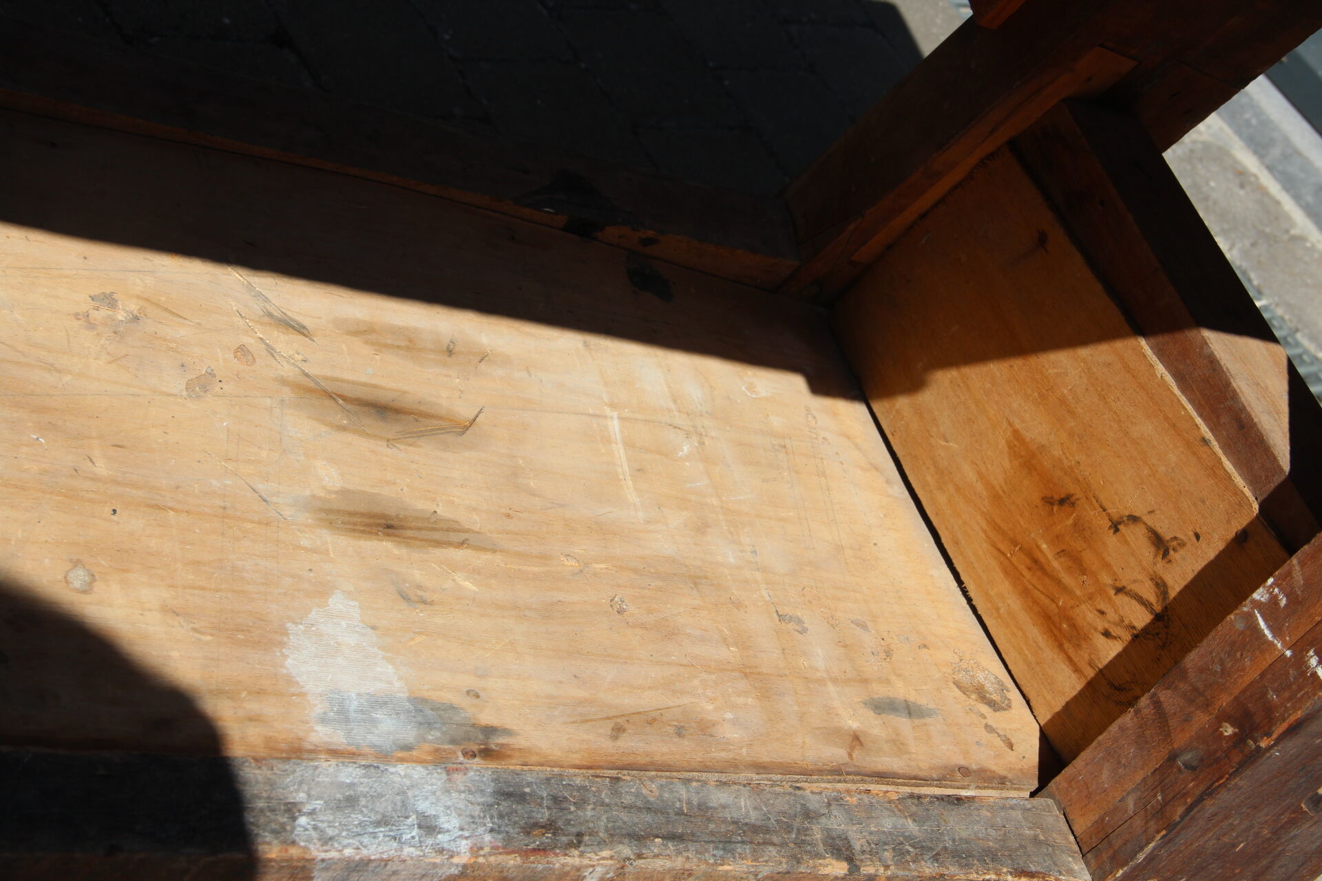 Industrial establishment with old vice 170 cm