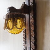 Sconce in wood and yellow glass ball from the 1960/1970