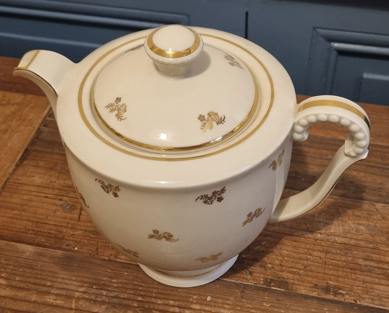 Service complet à café, moka, Alfred Lanternier, porcelaine de Limoges, vintage, pour 10 personnes.