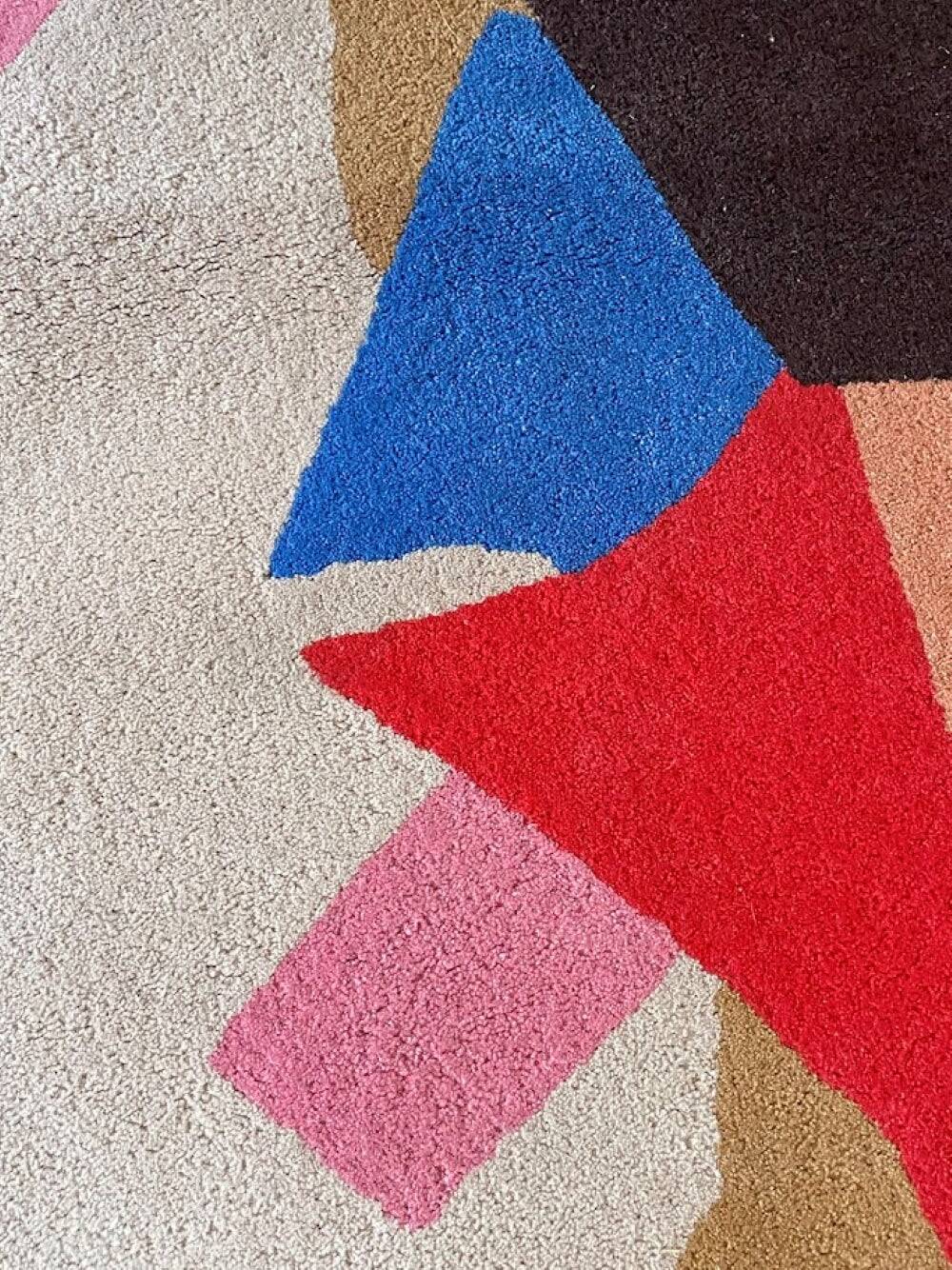Tapis en laine touffetée à la main Tisca, signé “ILES”, France, années 1990