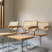 Quatre chaises Cesca vintage